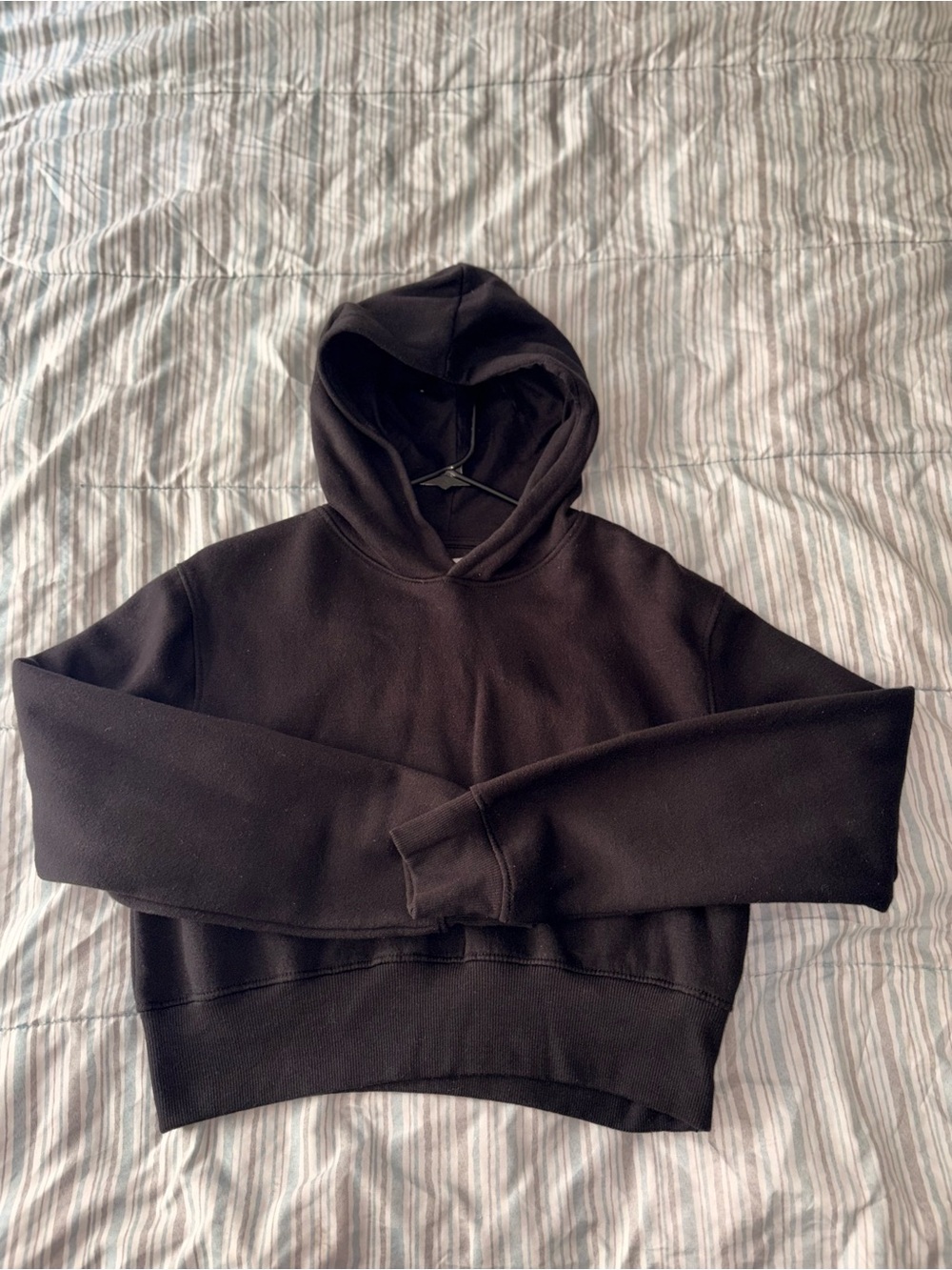 refuge Black Cropped Hoodie Sweatshirt